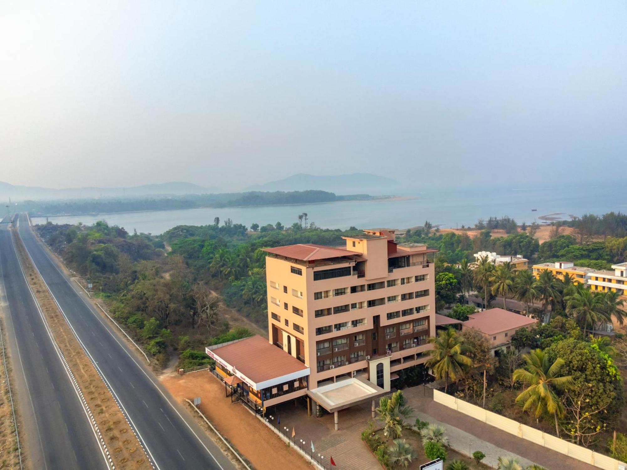 Hotel Sterling Karwar Extérieur photo