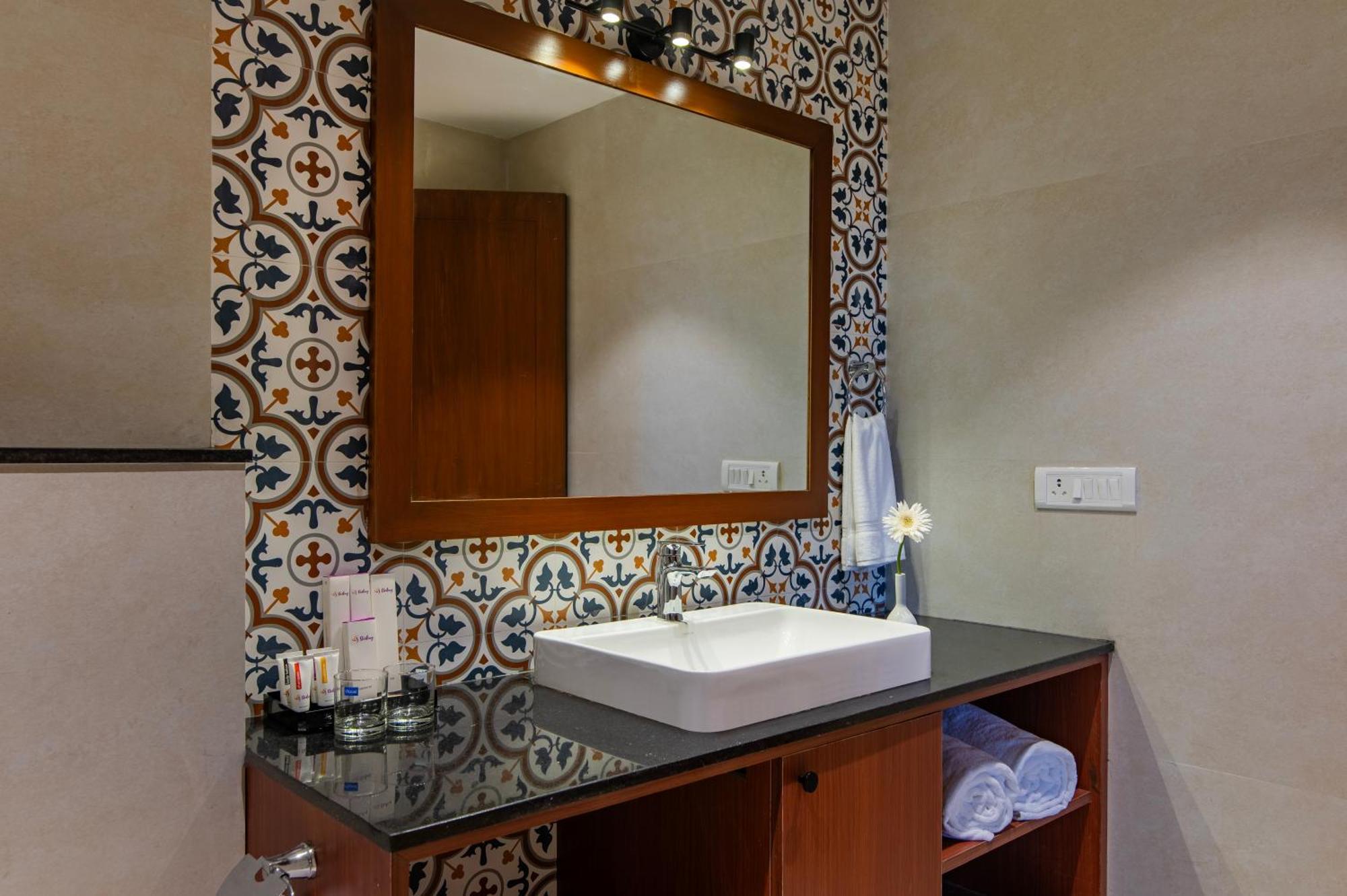 Hotel Sterling Karwar Extérieur photo